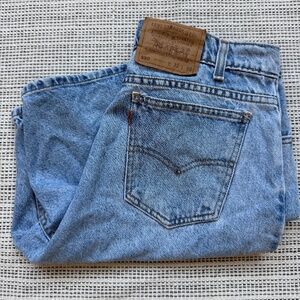 Orange Tab Levi 550 denim shorts